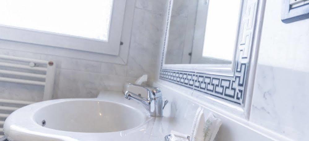 Venice Hotel グリジニャーノ・ディ・ゾッコ エクステリア 写真